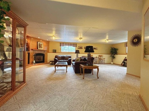 6244 Cypress Close, Olds, AB 