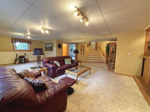 6244 Cypress Close, Olds, AB 
