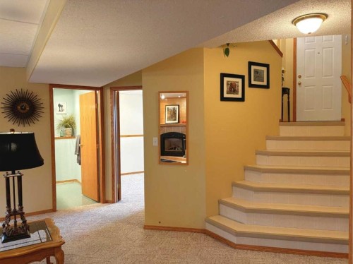6244 Cypress Close, Olds, AB 