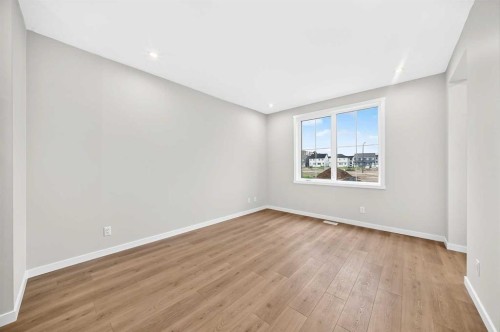 265 Heirloom Way Se, Calgary, AB 