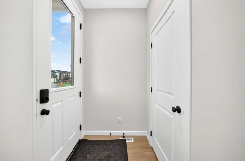 265 Heirloom Way Se, Calgary, AB 