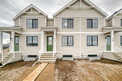 265 Heirloom Way SECalgary, AB T3S 0P8