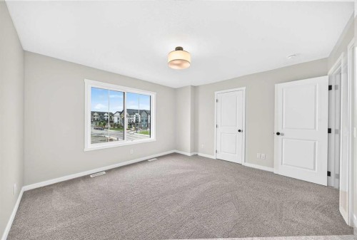 265 Heirloom Way Se, Calgary, AB 