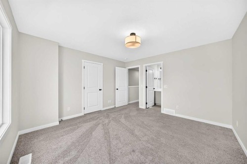 265 Heirloom Way Se, Calgary, AB 