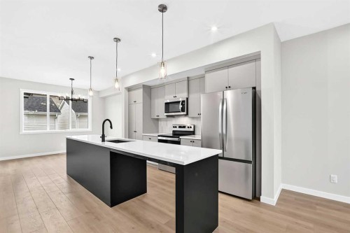 265 Heirloom Way Se, Calgary, AB 
