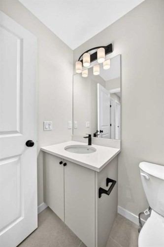 265 Heirloom Way Se, Calgary, AB 