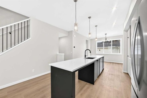 265 Heirloom Way Se, Calgary, AB 