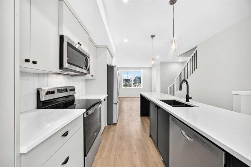 265 Heirloom Way Se, Calgary, AB 