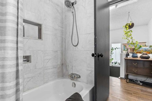 116 Sunbank Way Se, Calgary, AB 