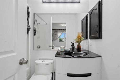 319 Coventry Road Ne, Calgary, AB 