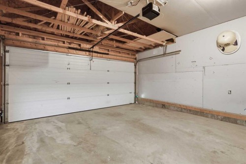 319 Coventry Road Ne, Calgary, AB 