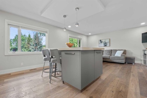 331 Midglen Place Se, Calgary, AB 