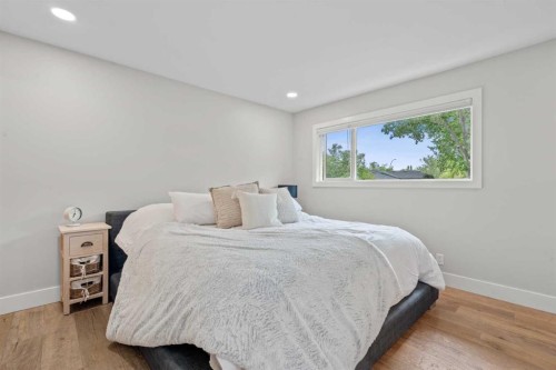 331 Midglen Place Se, Calgary, AB 