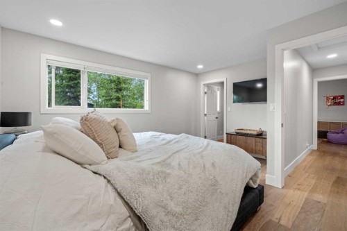 331 Midglen Place Se, Calgary, AB 
