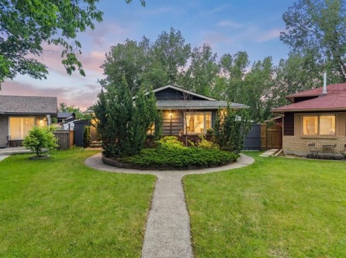 331 Midglen Place Se, Calgary, AB 