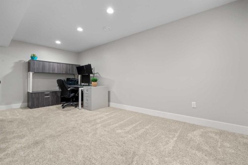 331 Midglen Place Se, Calgary, AB 