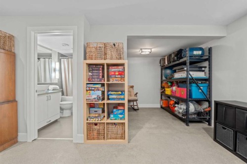 331 Midglen Place Se, Calgary, AB 