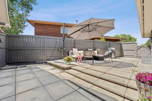331 Midglen Place Se, Calgary, AB 