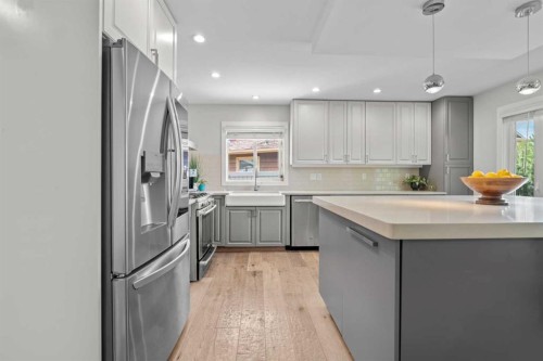 331 Midglen Place Se, Calgary, AB 