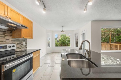 144 Panamount Lane Nw, Calgary, AB 