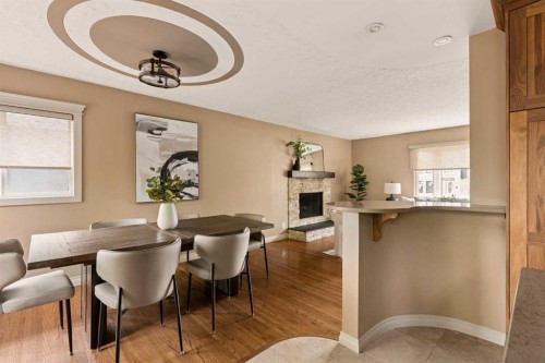 220 41 Avenue Nw, Calgary, AB 