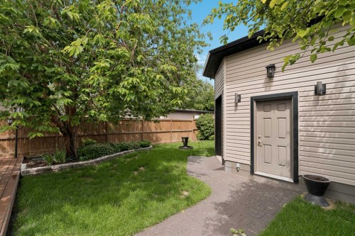 220 41 Avenue Nw, Calgary, AB 
