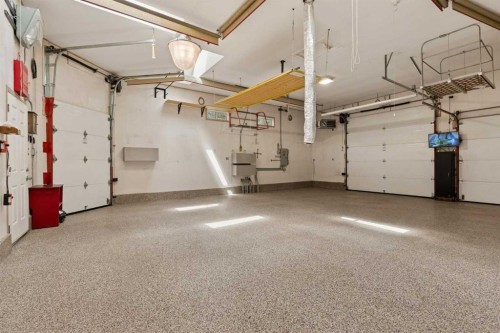 220 41 Avenue Nw, Calgary, AB 