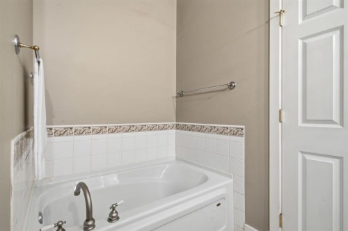 25 Ravine Drive, Heritage Pointe, AB 