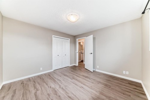 35 Green Meadow Crescent, Strathmore, AB 
