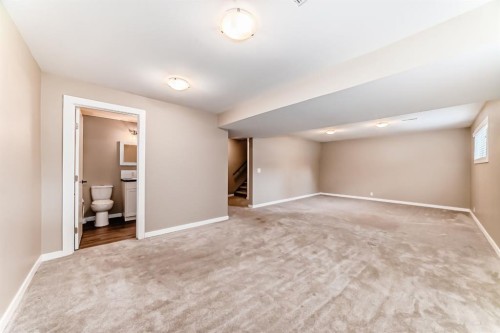 35 Green Meadow Crescent, Strathmore, AB 