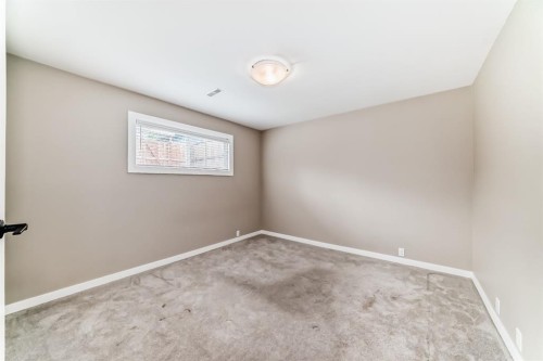 35 Green Meadow Crescent, Strathmore, AB 