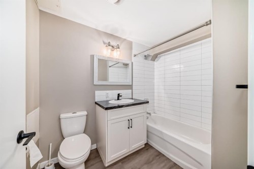 35 Green Meadow Crescent, Strathmore, AB 