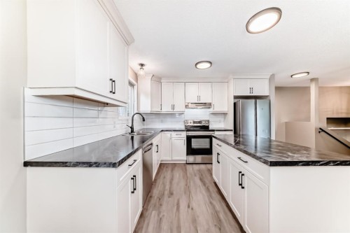35 Green Meadow Crescent, Strathmore, AB 