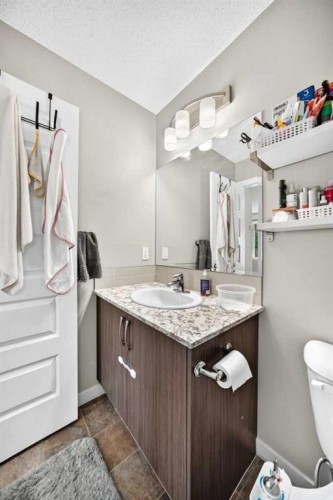 711 Auburn Bay Circle Se, Calgary, AB 
