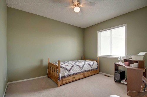 434 9 Street, Beiseker, AB 