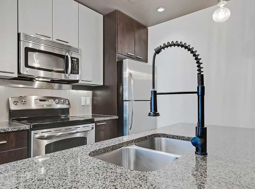 902-220 12 Avenue Se, Calgary, AB 