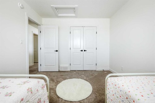 500 Savanna Crescent Ne, Calgary, AB 