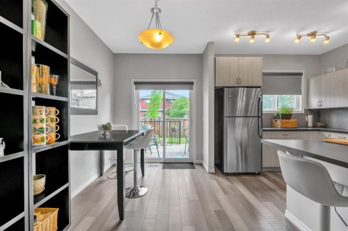72 Legacy Mews Se, Calgary, AB 