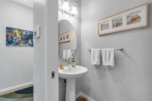 72 Legacy Mews Se, Calgary, AB 