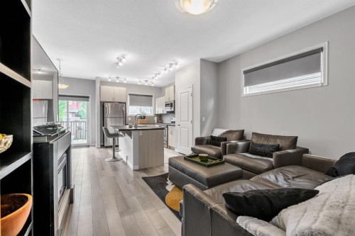 72 Legacy Mews Se, Calgary, AB 