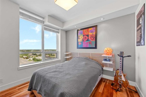 701-10 Shawnee Hill Sw, Calgary, AB - Indoor Photo Showing Bedroom