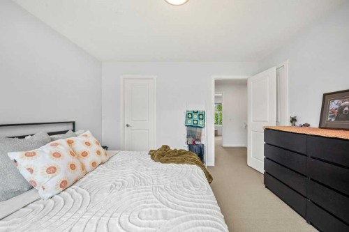 150 Chapalina Square Se, Calgary, AB 