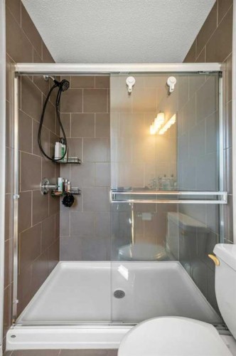150 Chapalina Square Se, Calgary, AB 