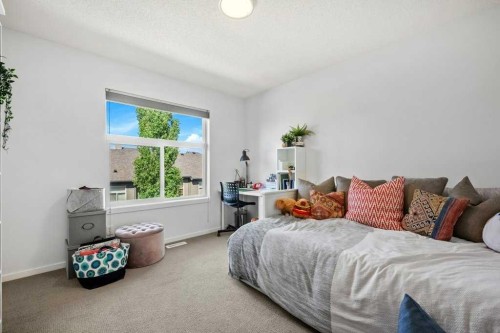 150 Chapalina Square Se, Calgary, AB 