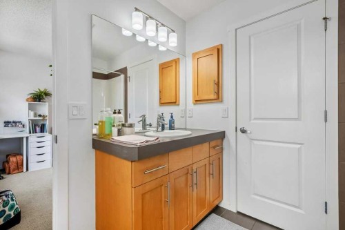 150 Chapalina Square Se, Calgary, AB 