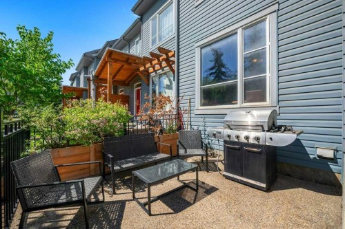 150 Chapalina Square Se, Calgary, AB 