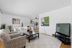 3248 Bearspaw Drive NW Calgary, AB T2L 1T3