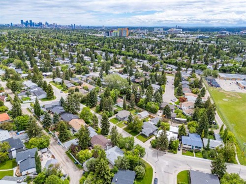 3248 Bearspaw Drive Nw, Calgary, AB 