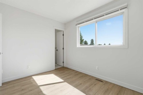 532 Rundleridge Drive Ne, Calgary, AB 