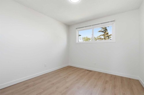 532 Rundleridge Drive Ne, Calgary, AB 